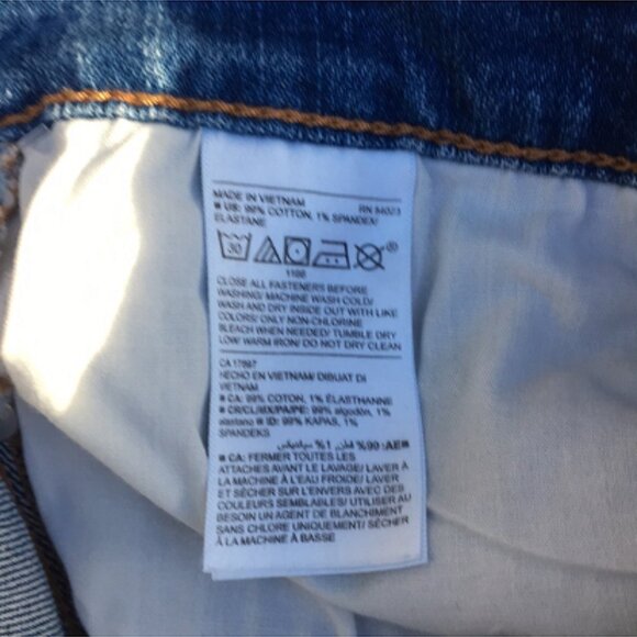 Old Navy Denim Shorts boyfriend size 6 frayed - Picture 4 of 7